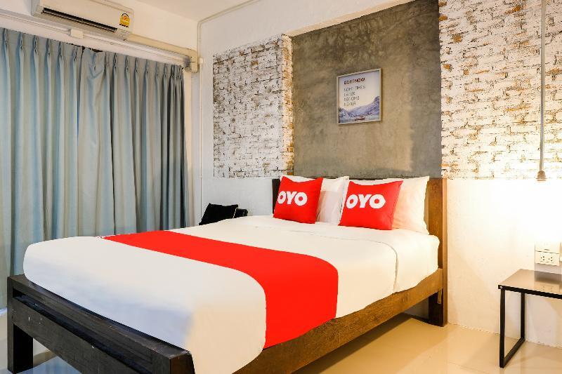 Isleep Guesthouse Чиангмай Экстерьер фото