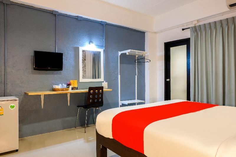 Isleep Guesthouse Чиангмай Экстерьер фото