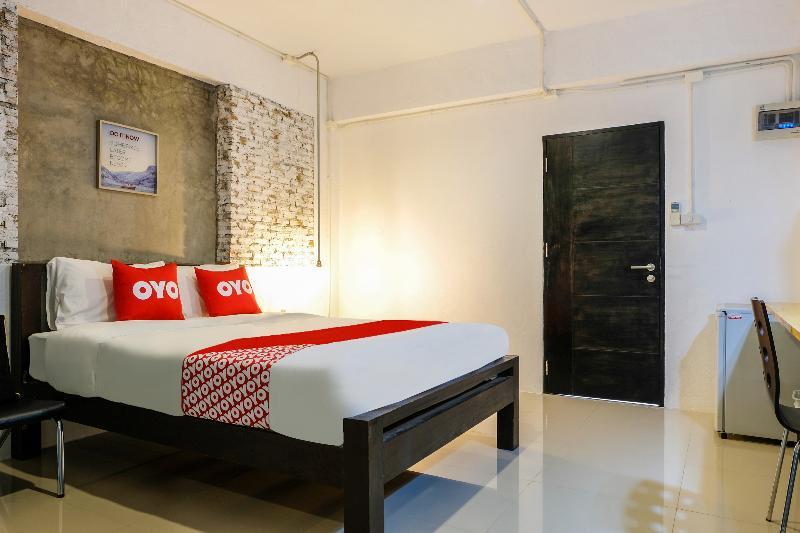 Isleep Guesthouse Чиангмай Экстерьер фото